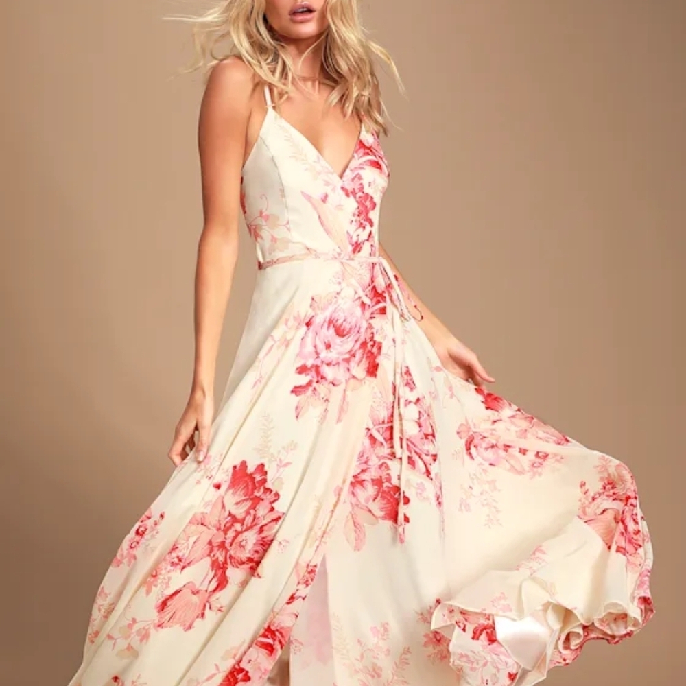 🌸 Lulu's Floral Elegantly Inclined Maxi Dress in Cream and Coral BNWT L